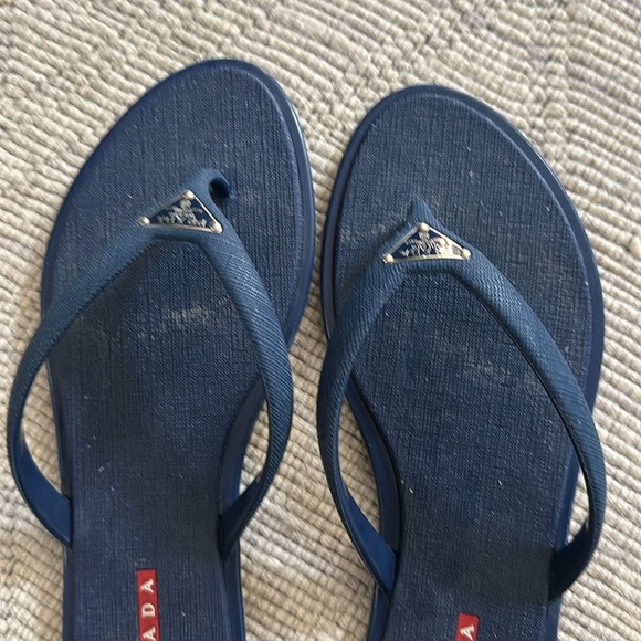 Authentic Prada Saffiano Rubber Flip Flop Thong Metal Logo (with box). Worn 1x - Picture 8 of 14